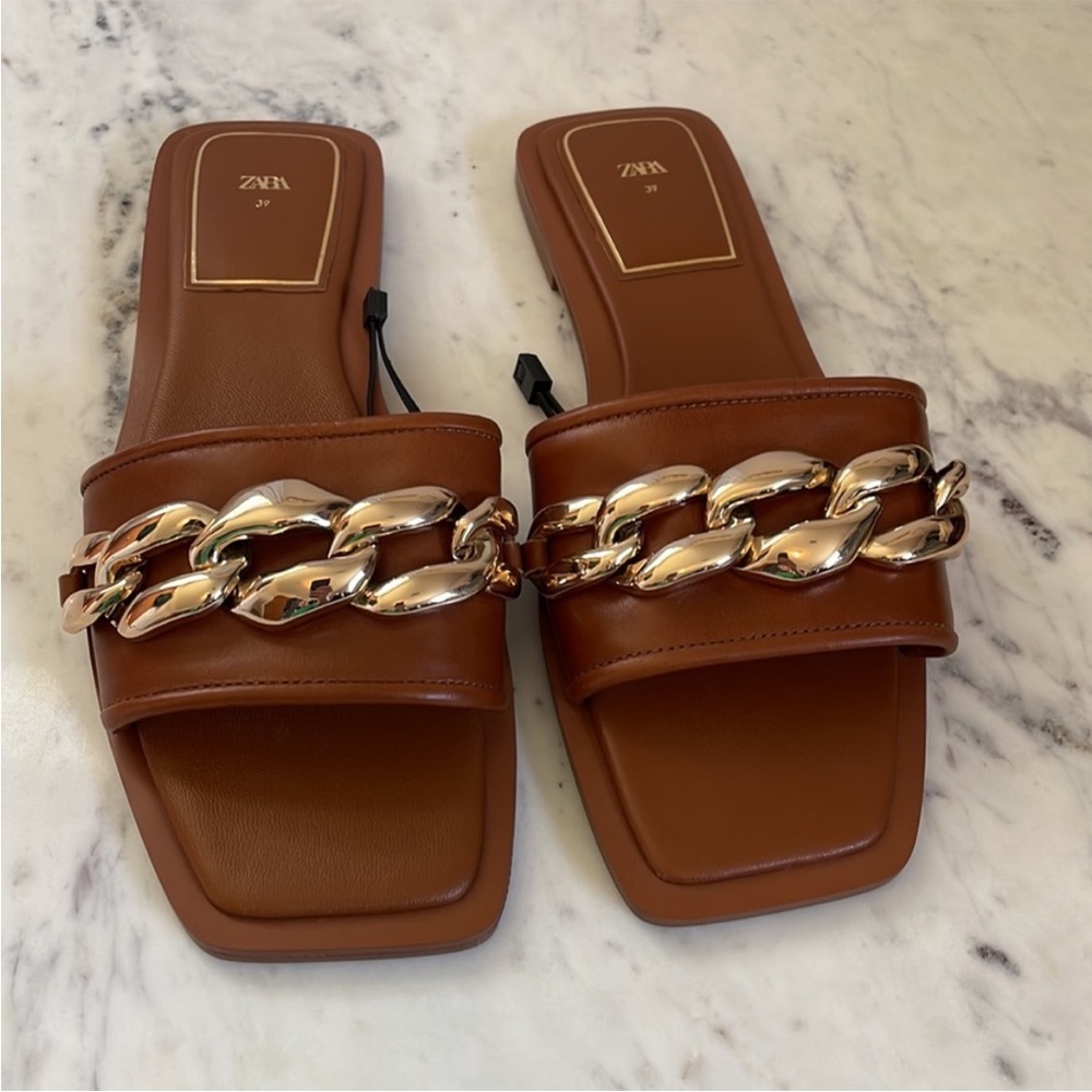 NWT Zara Gold Chain Detail Sandals
